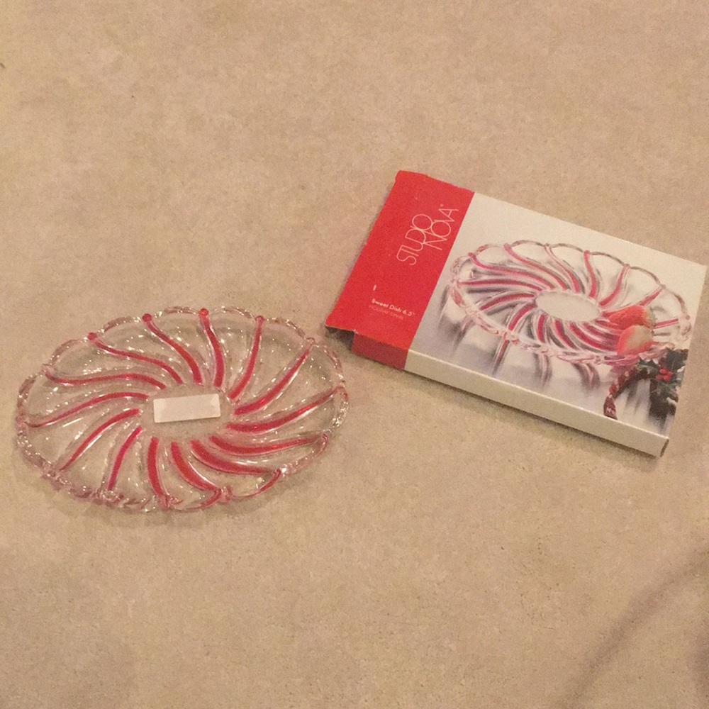 NWT Studio Nova Sweet Dish
